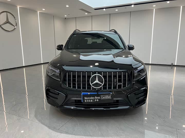 Фото 2 - Mercedes-Benz GLB-Class AMG