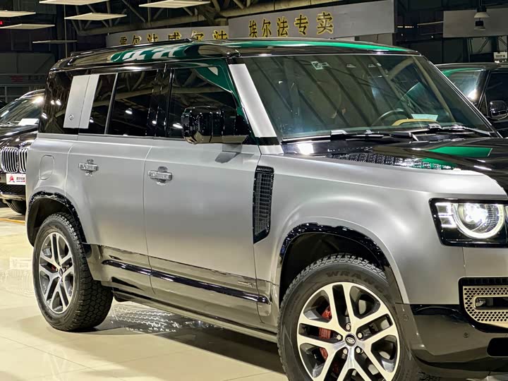 Фото 7 - Land Rover Defender