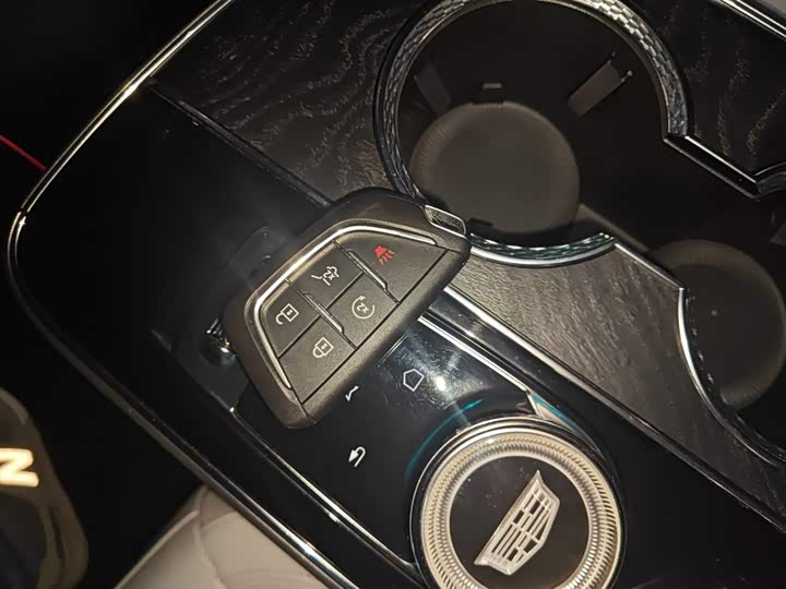 Фото 9 - Cadillac Lyriq