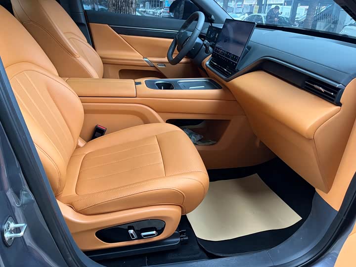 Фото 6 - Dongfeng Yipai eπ 008