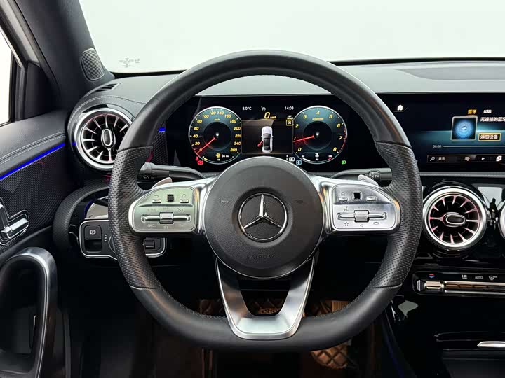 Фото 8 - Mercedes-Benz A-Class