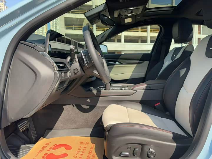 Фото 6 - Cadillac CT5