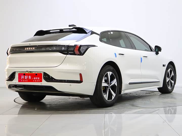 Фото 4 - Zeekr 001