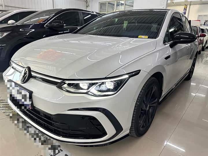 Фото 8 - Volkswagen Golf