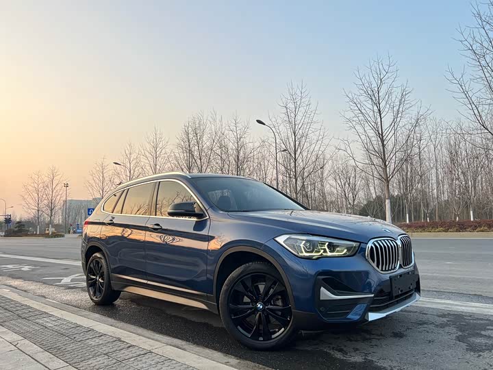 Фото 3 - BMW X1