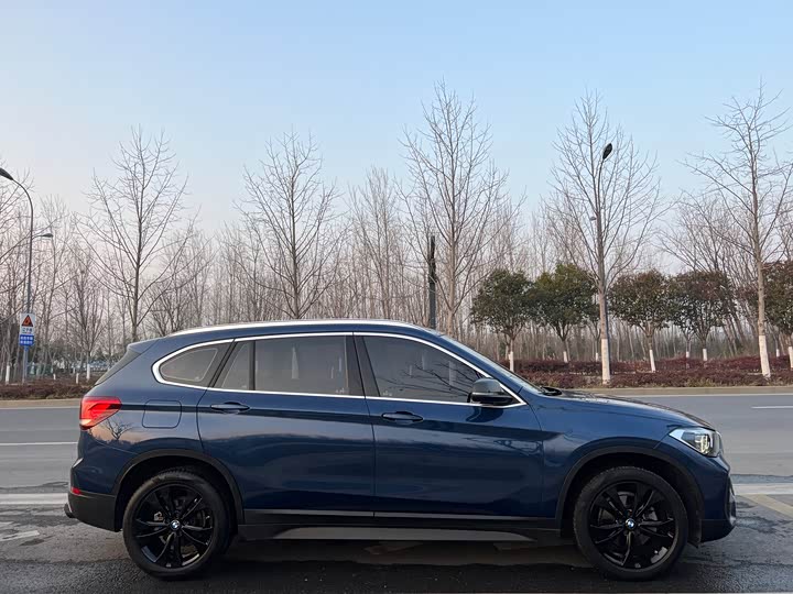 Фото 5 - BMW X1