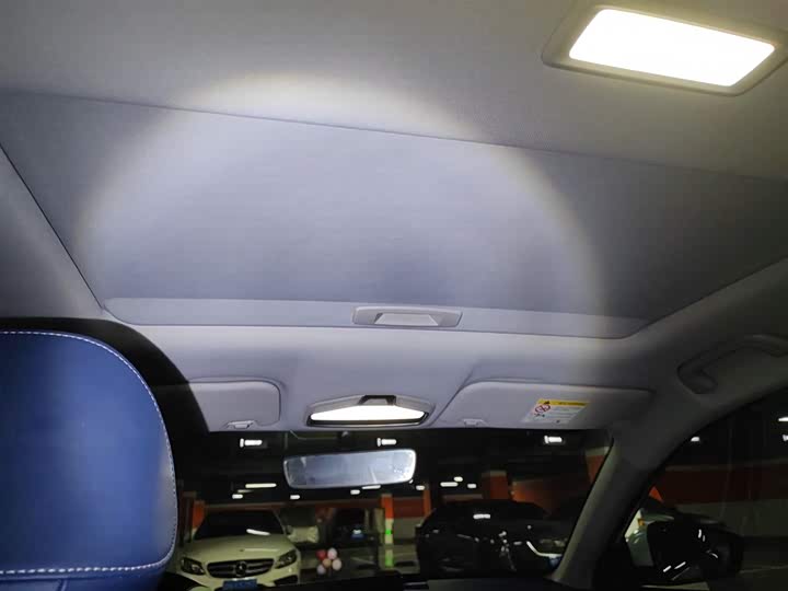 Фото 9 - Geely Emgrand