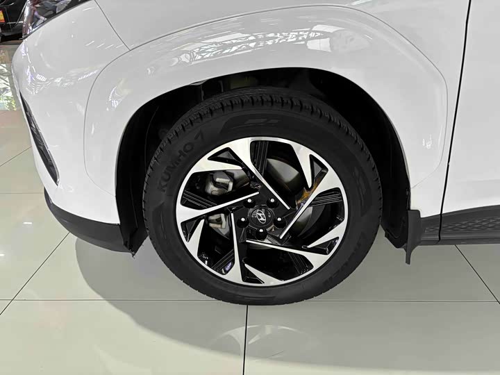 Фото 4 - Hyundai Custo