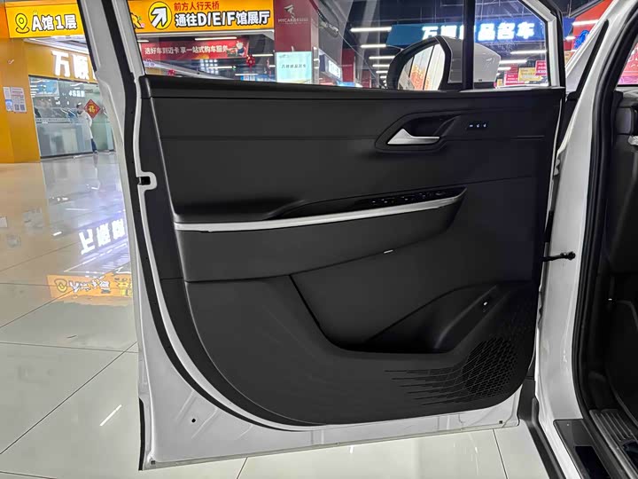 Фото 5 - Hyundai Custo