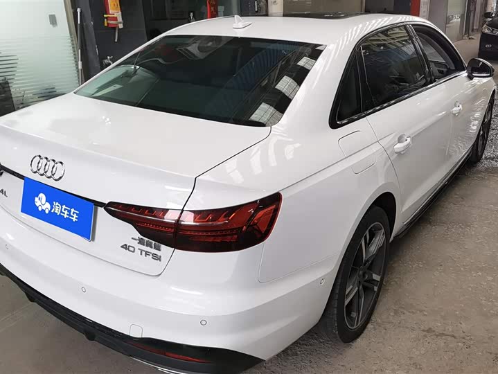 Фото 3 - Audi A4L