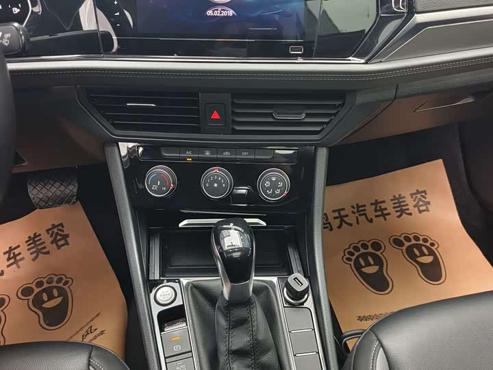 Фото 6 - Volkswagen Sagitar L