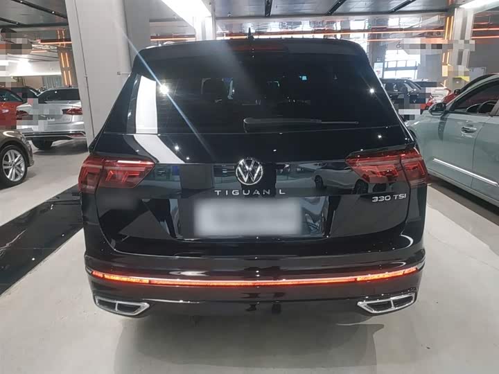 Фото 6 - Volkswagen Tiguan L Pro