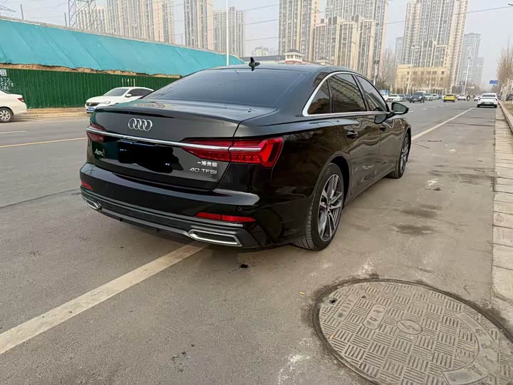 Фото 9 - Audi A6L