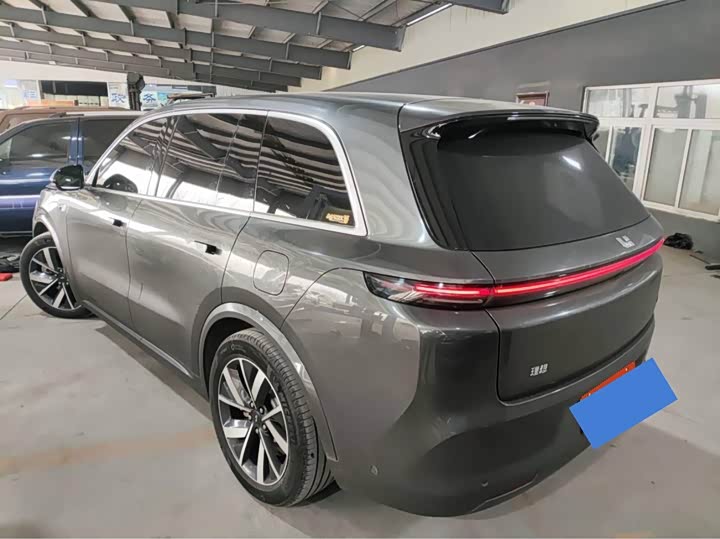 Фото 9 - LiXiang L8