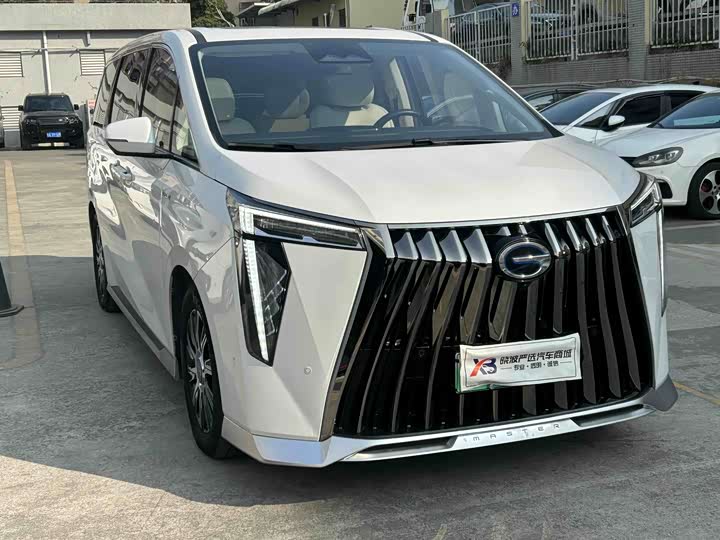 Фото 3 - GAC Trumpchi E9