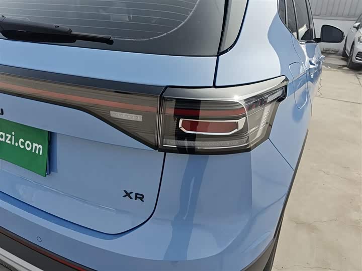 Фото 8 - Volkswagen Tharu