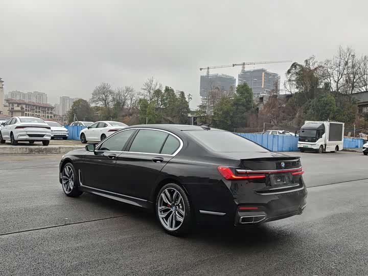 Фото 7 - BMW 7 Series