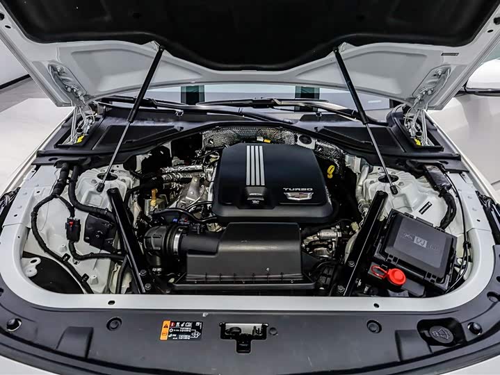 Фото 9 - Cadillac CT6