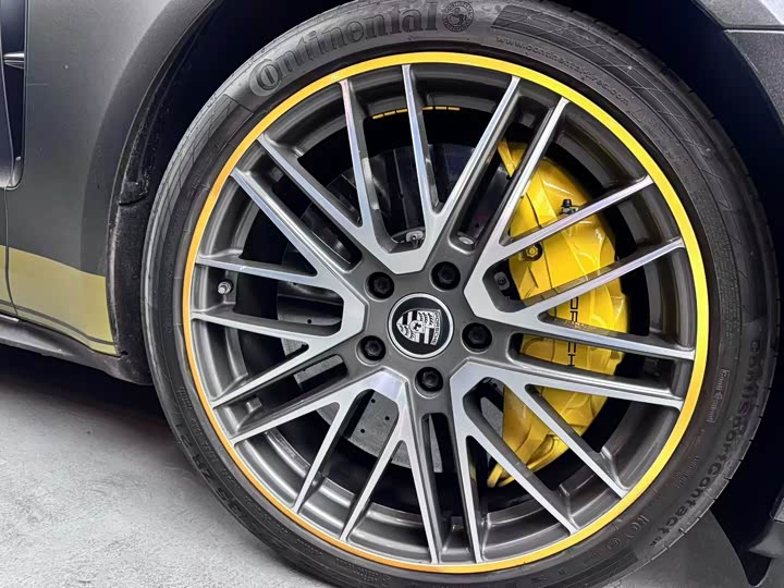 Фото 5 - Porsche Panamera Hybrid