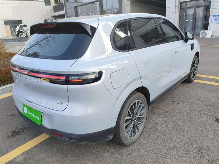 Фото 7 - Leapmotor B10