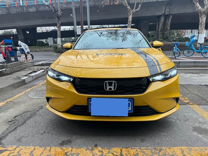 Фото 2 - Honda Integra