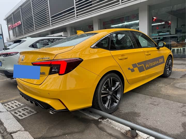 Фото 7 - Honda Integra