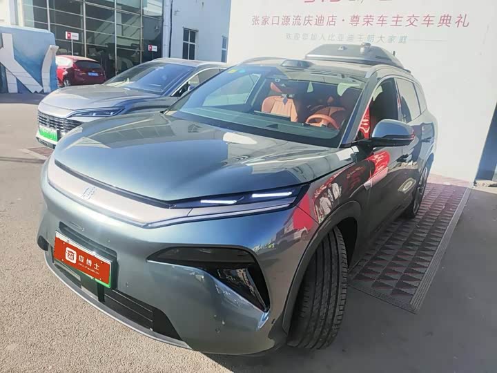 Фото 1 - BYD Tang L