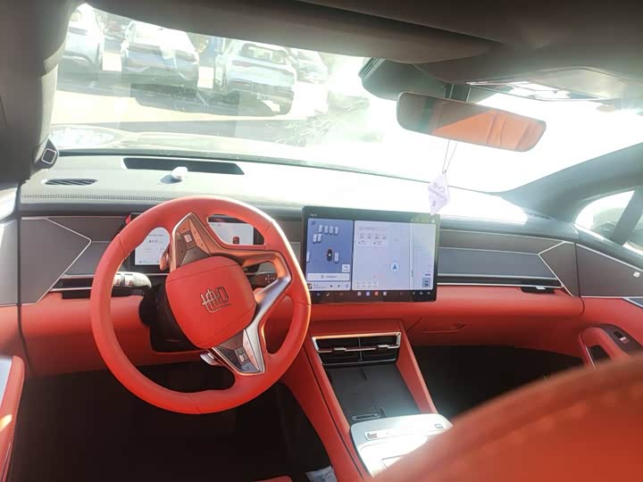 Фото 4 - BYD Tang L