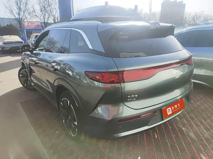 Фото 9 - BYD Tang L
