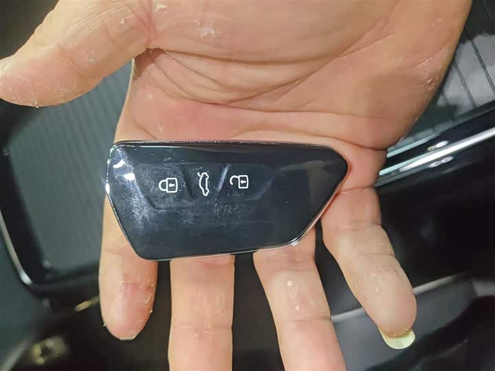 Фото 9 - Volkswagen ID.4 X