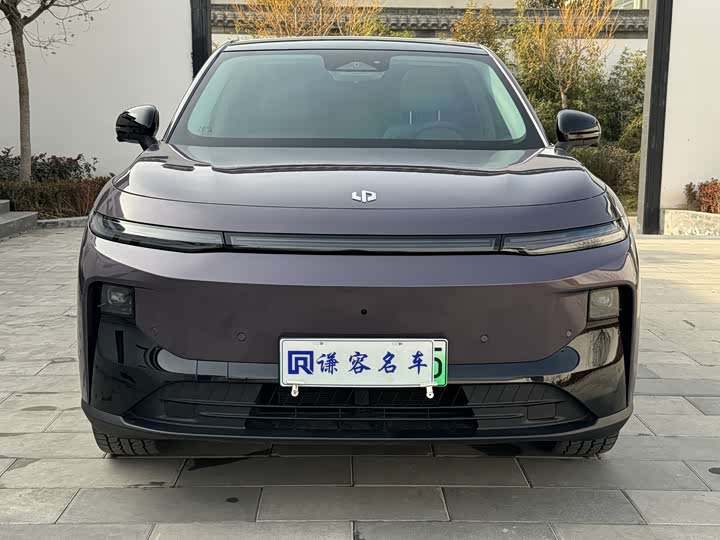 Фото 2 - Leapmotor B10