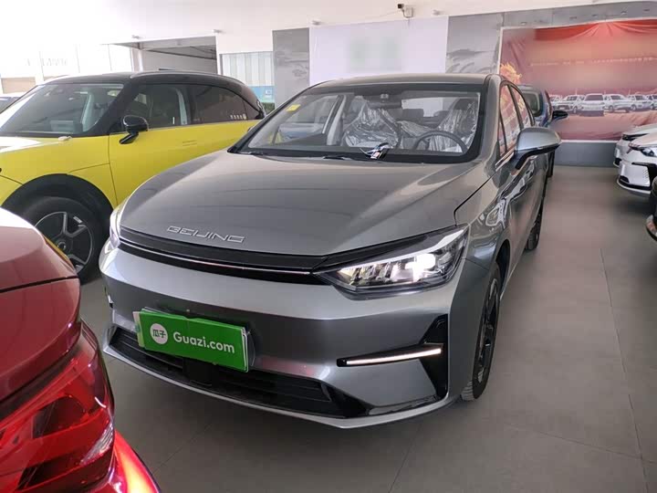 Фото 3 - Beijing EU5 Plus