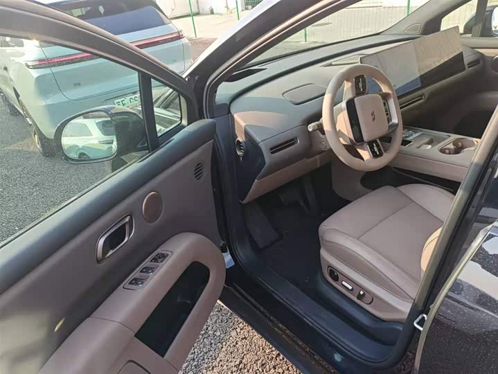 Фото 3 - LiXiang i6