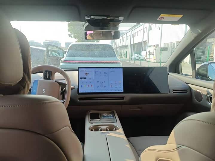 Фото 7 - LiXiang i6