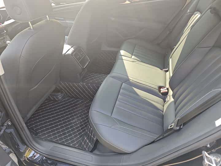 Фото 6 - Volkswagen Passat