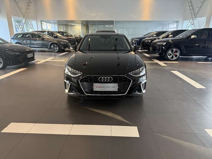 Фото 3 - Audi A4L