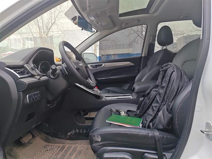 Фото 8 - Haval M6