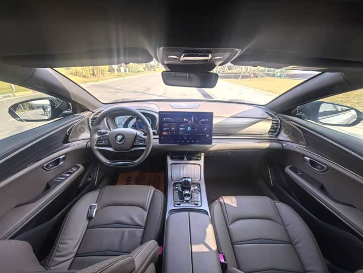 Фото 6 - BYD Han