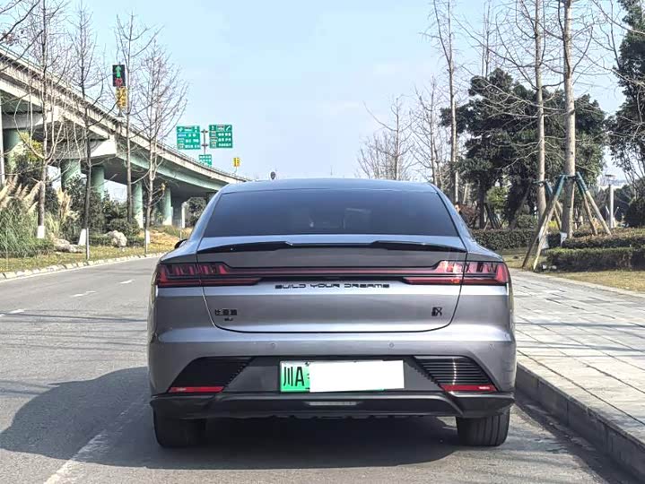 Фото 8 - BYD Han