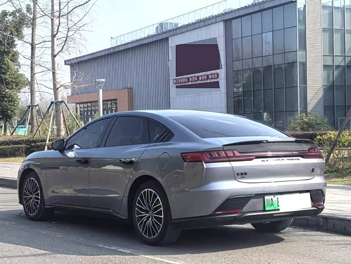 Фото 9 - BYD Han