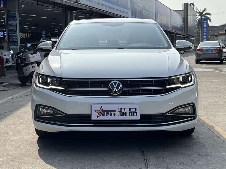 Фото 2 - Volkswagen Bora