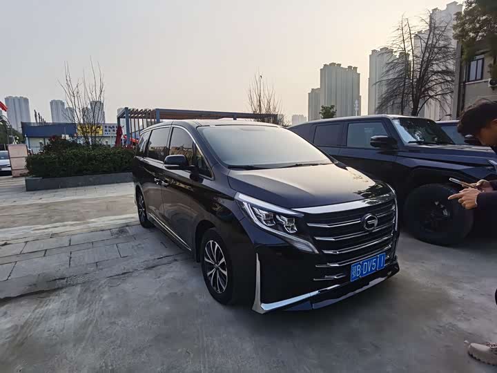 Фото 3 - GAC Trumpchi M8