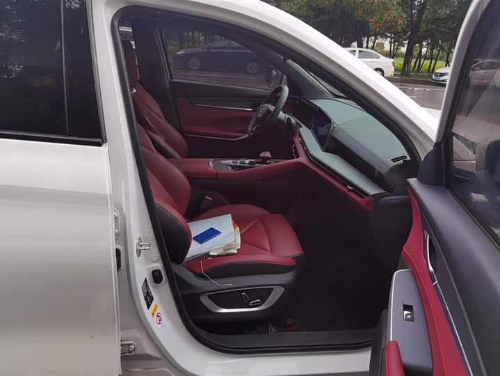 Фото 8 - Changan CS75 Plus