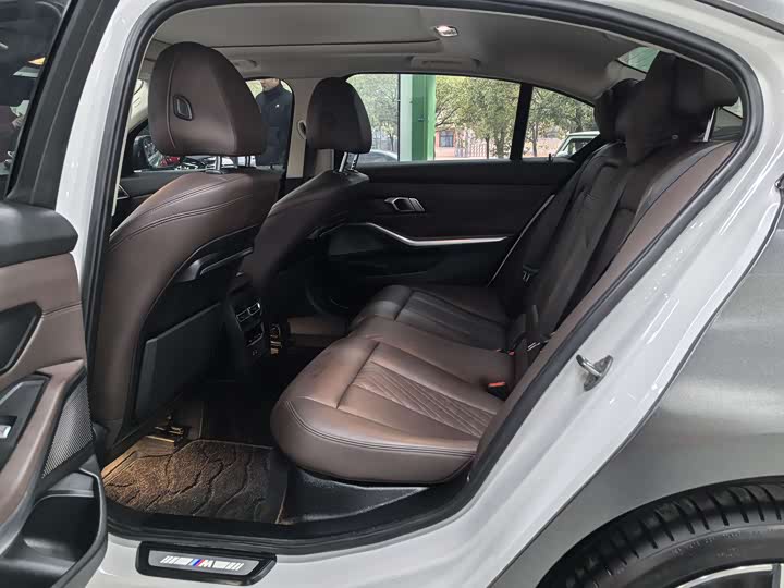 Фото 9 - BMW 3 Series