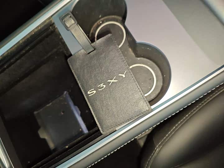 Фото 9 - Tesla Model Y