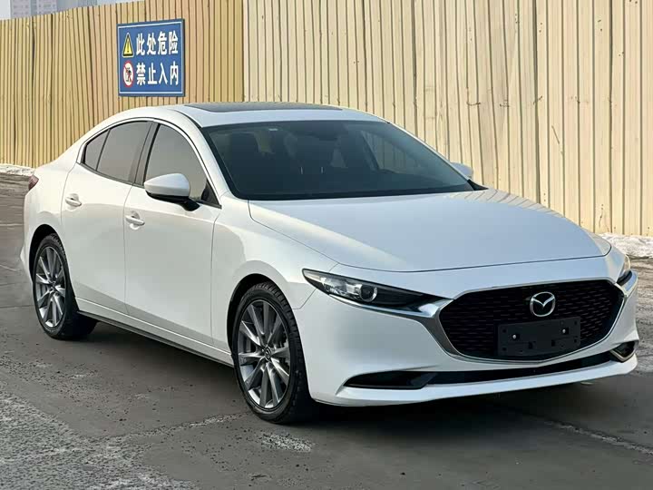 Фото 3 - Mazda 3 (Axela)