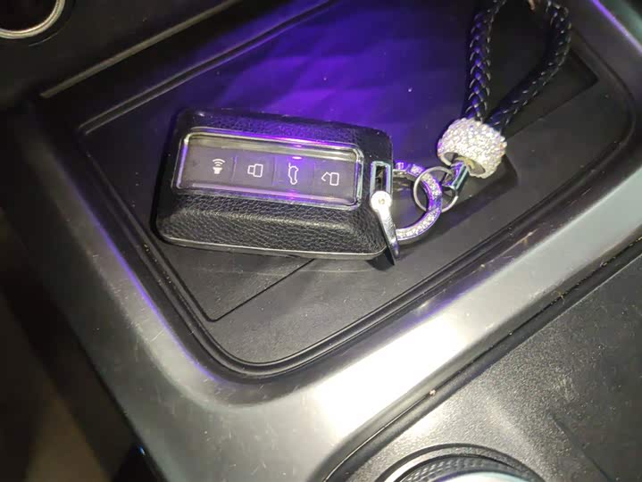 Фото 9 - Tank 300