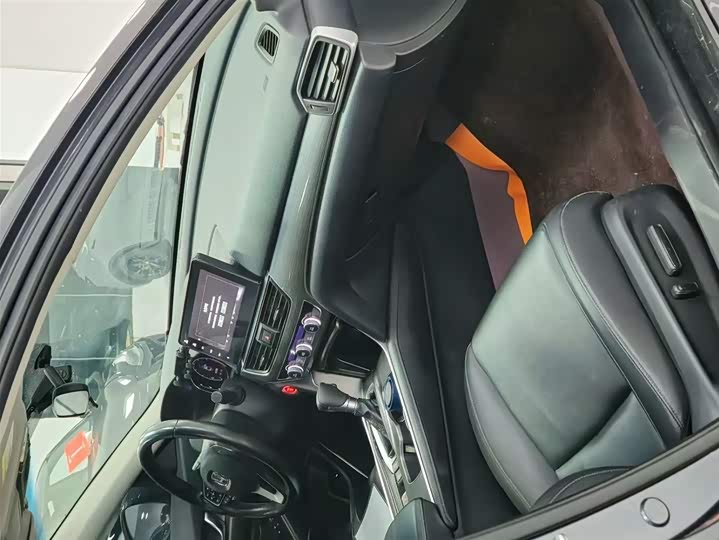 Фото 5 - Honda Accord