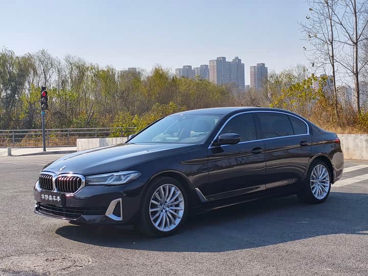 Фото 1 - BMW 5 Series