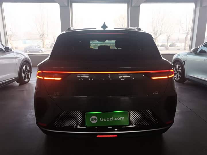 Фото 6 - BAIC Arcfox Alpha T